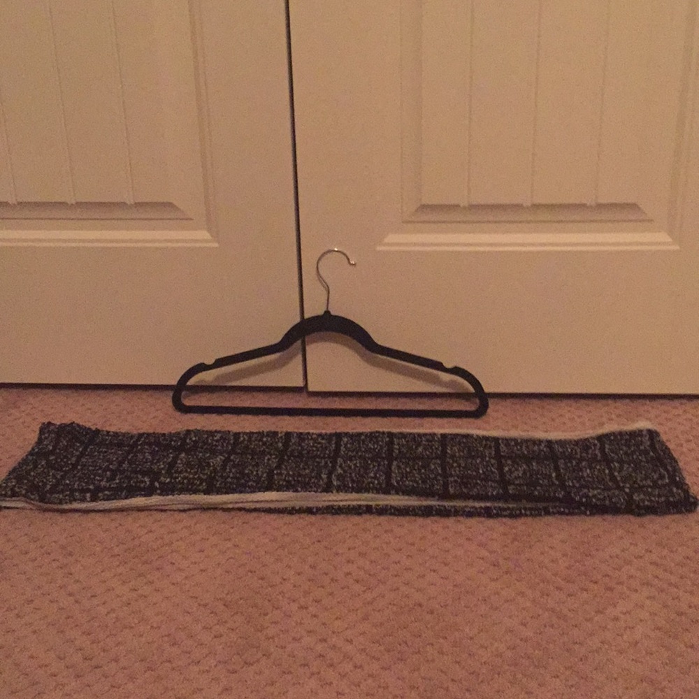 Reversible Altar’d State Infinity Scarf - Picture 5 of 5